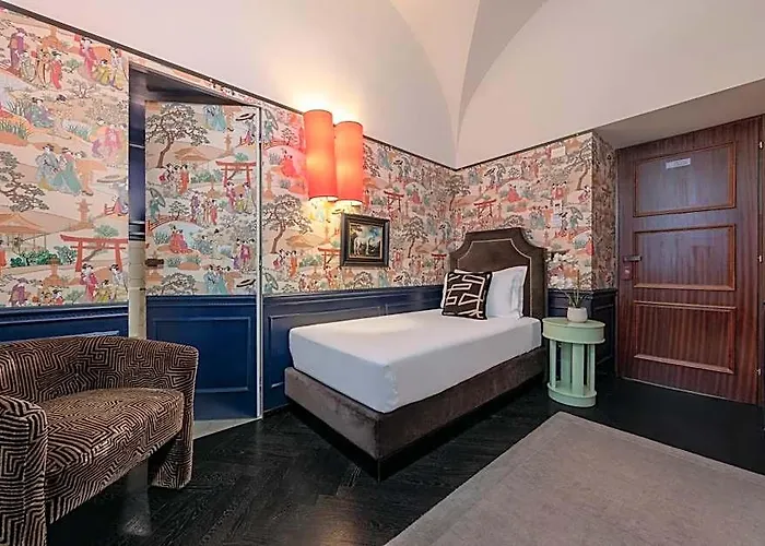 V Collection Condotti Hotel