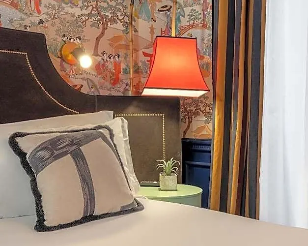 V Collection Condotti